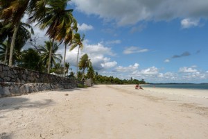 Puste plaze w brazylijskim stanie Bahia